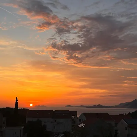 Apartment Seaview 90 *