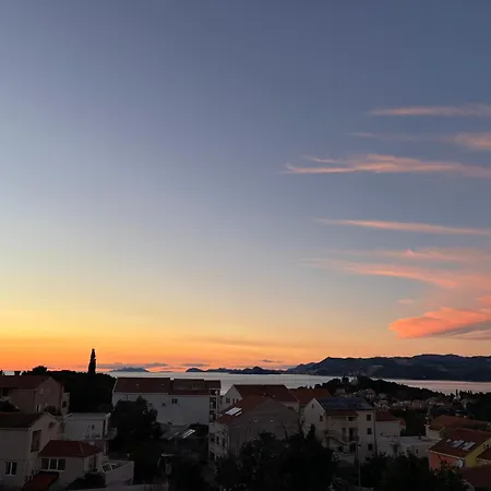 Seaview 90 아파트 *